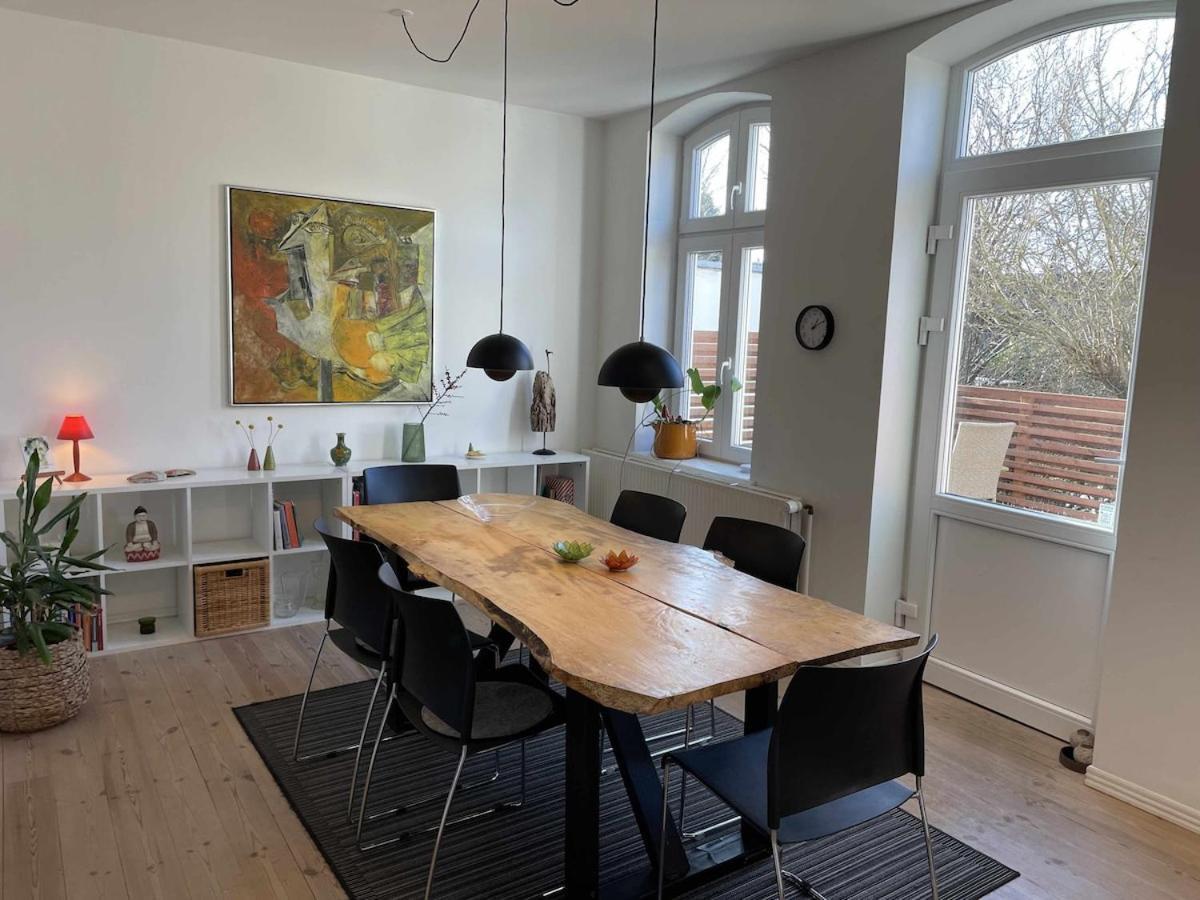 Villa Charming Townhouse In The Heart Of *